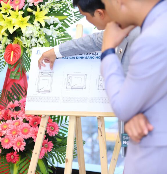 chuyên gia tư vấn thang máy